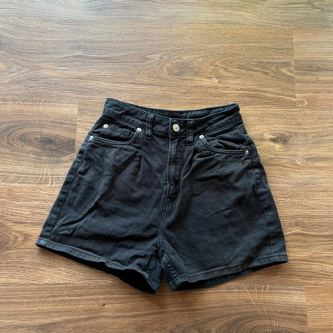 Svarta shorts 