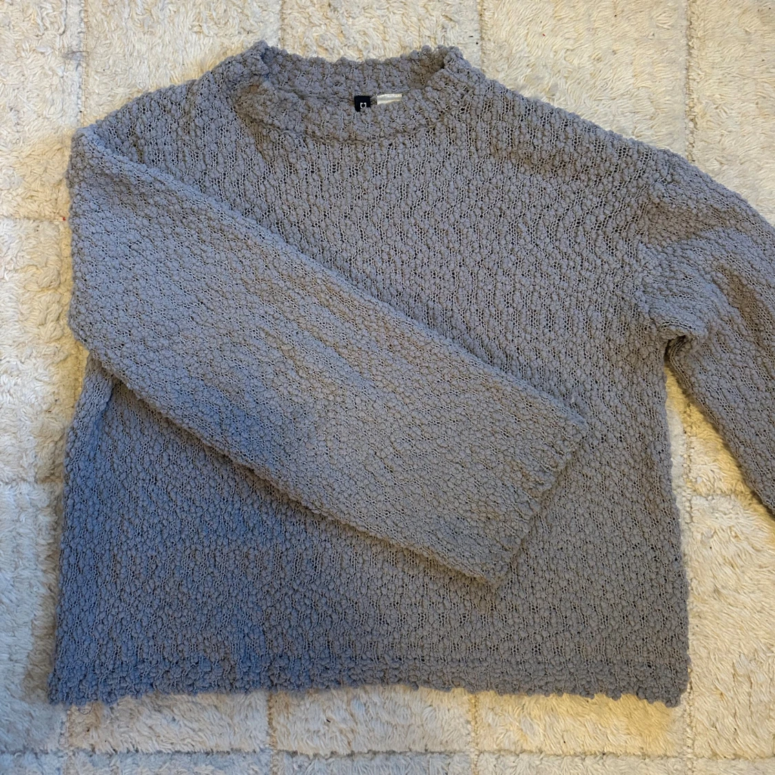 Grå stickad tröja från H&M