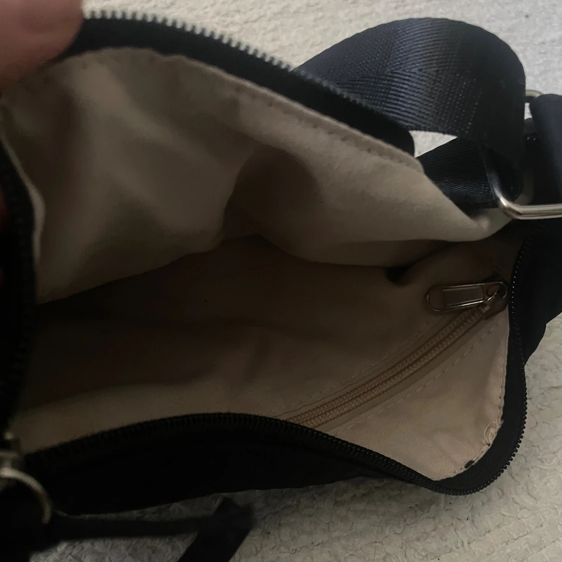 Axelbandsväska! - 1