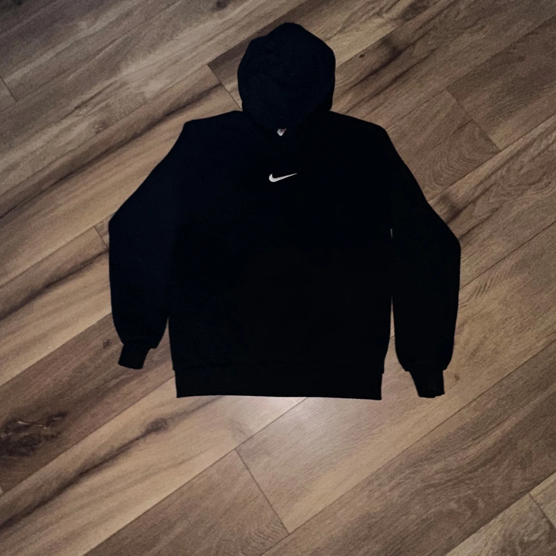 Svart Nike hoodie med vit logga - 1