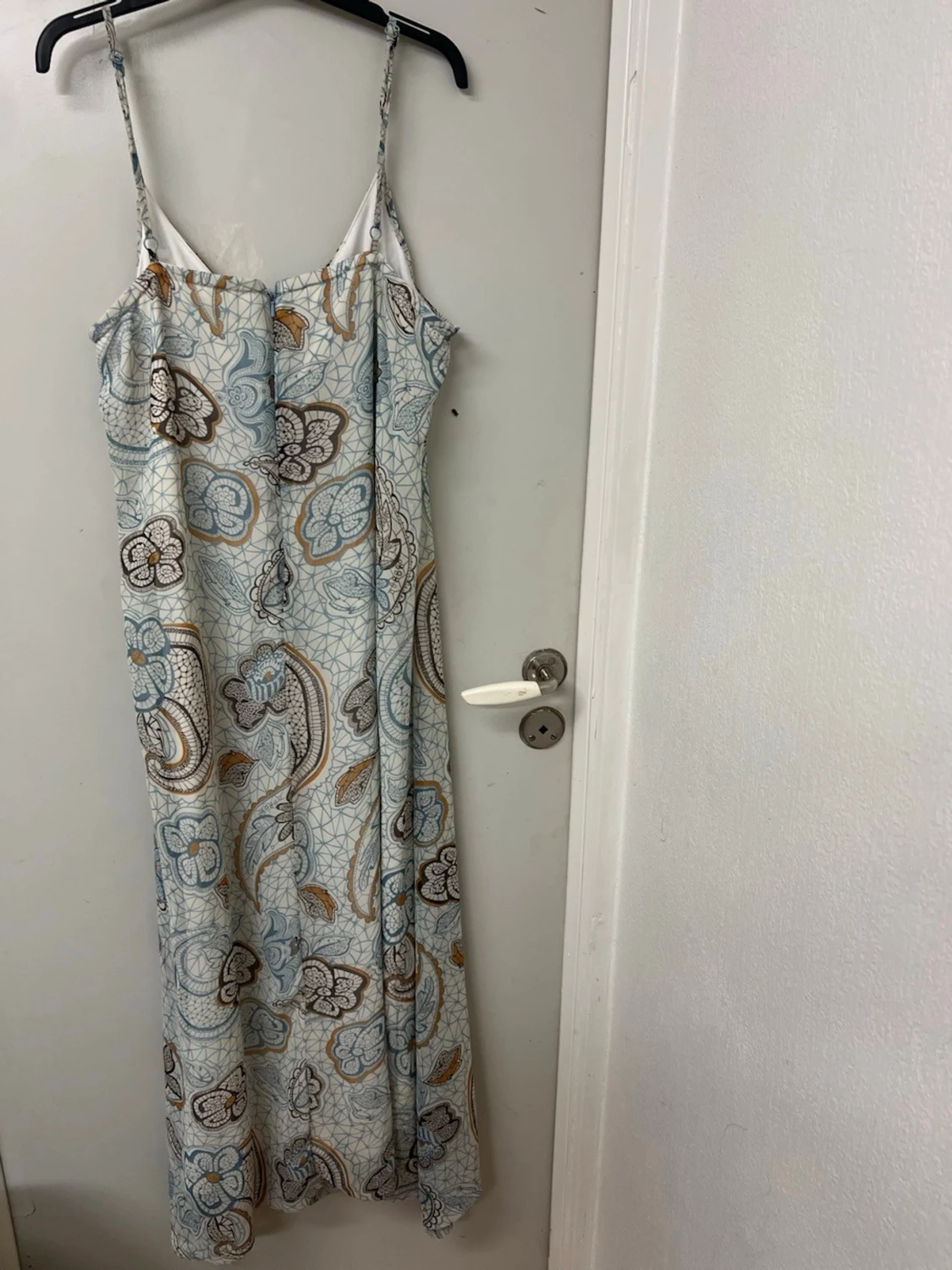  Vacker fallande klänning från ze-ze - 4