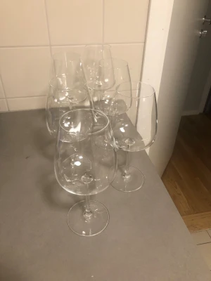Vin-glas 6st från IKEA - Vinglas set från Ikea, oanvända.