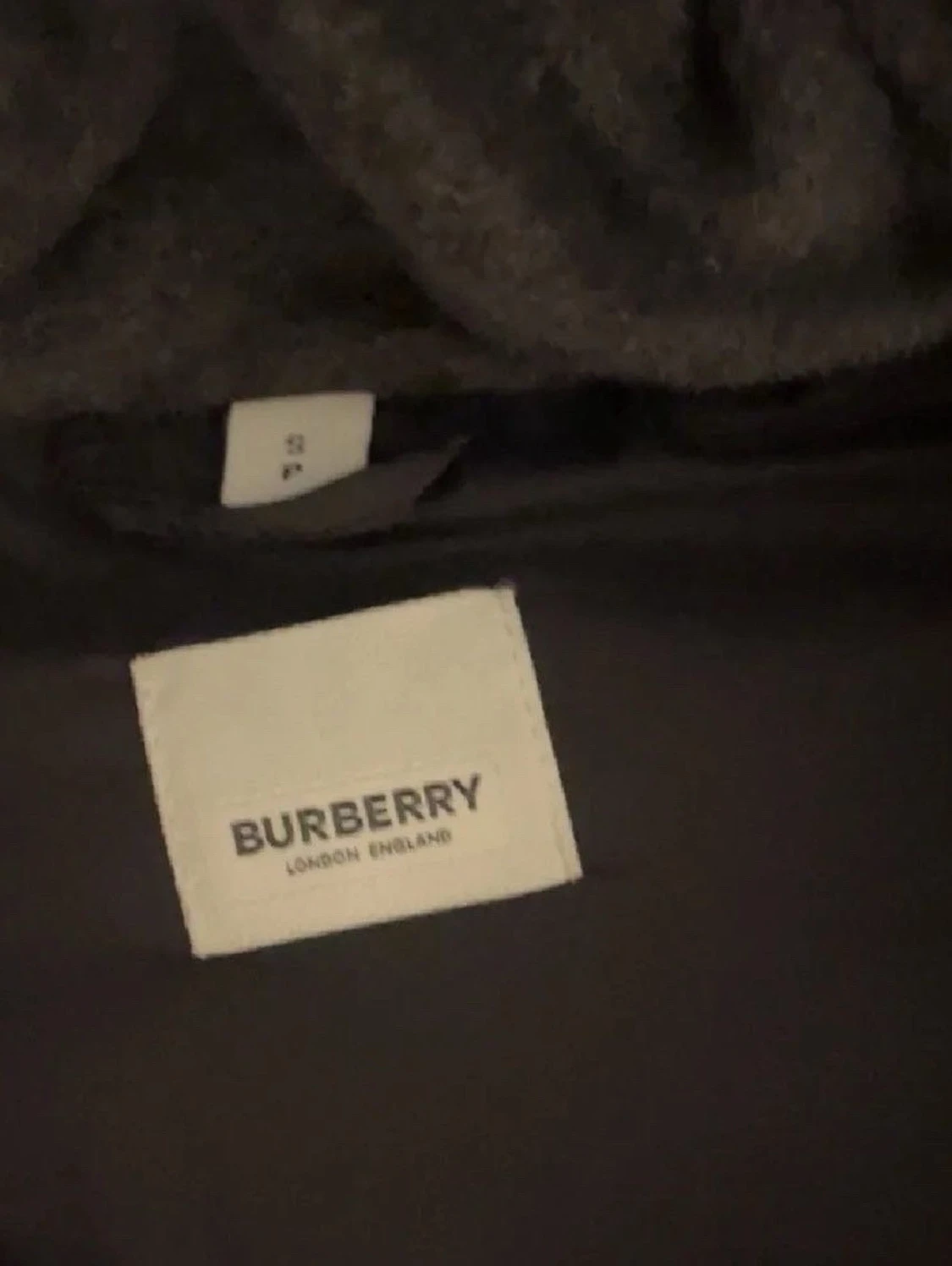 Svart pufferjacka från Burberry - 3