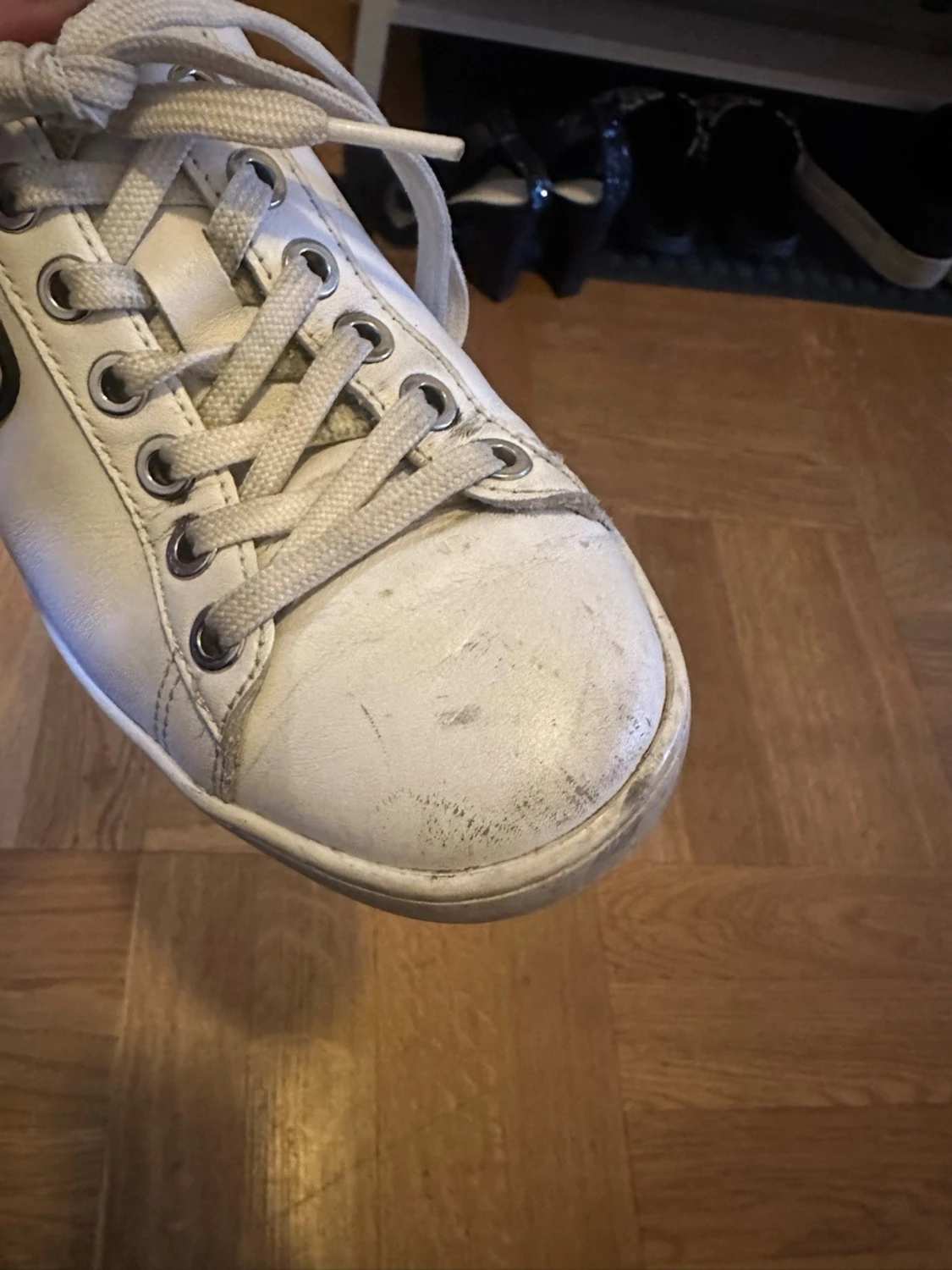 Karl Lagerfeld vita sneakers med tryck - 2