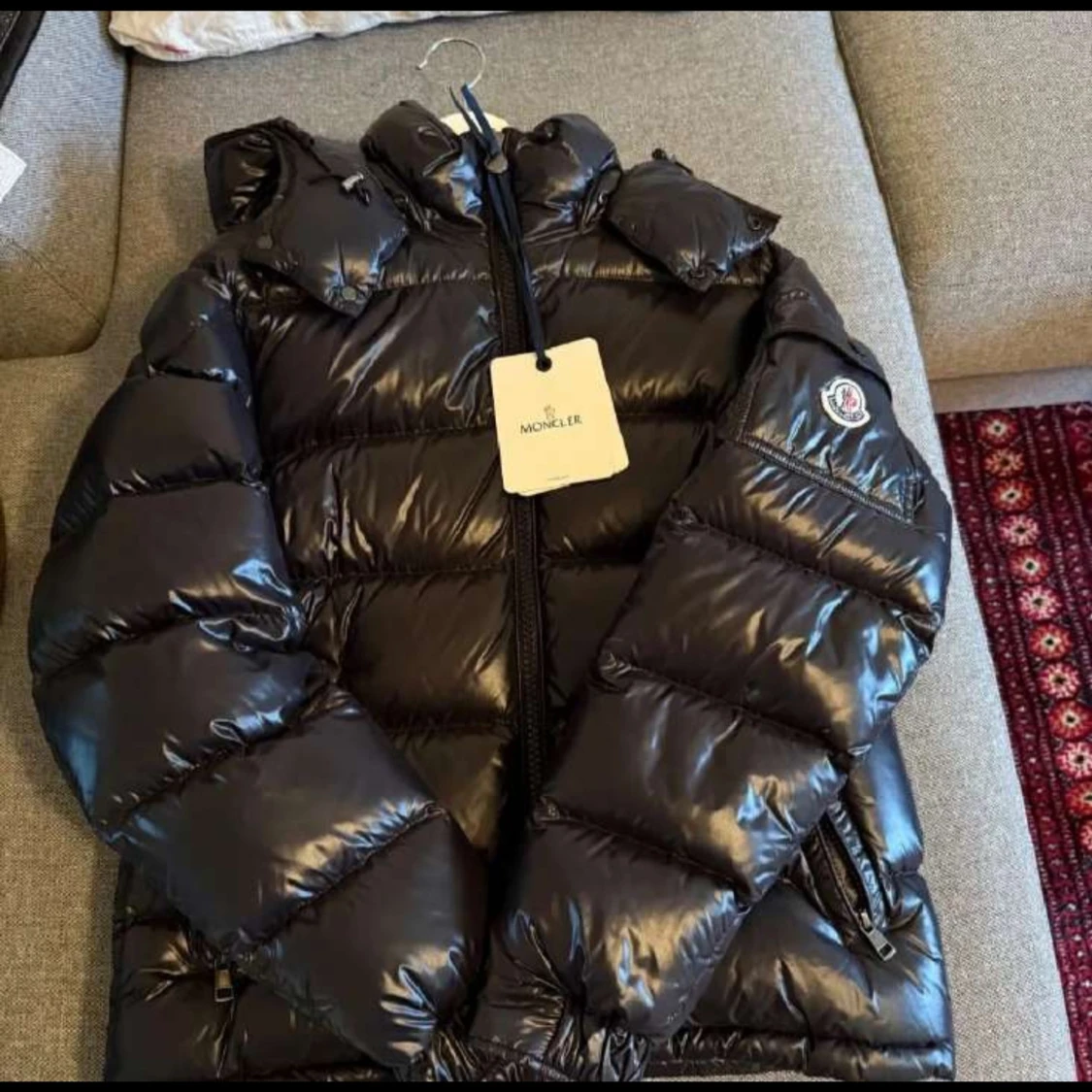 Svart Moncler pufferjacka  - 4