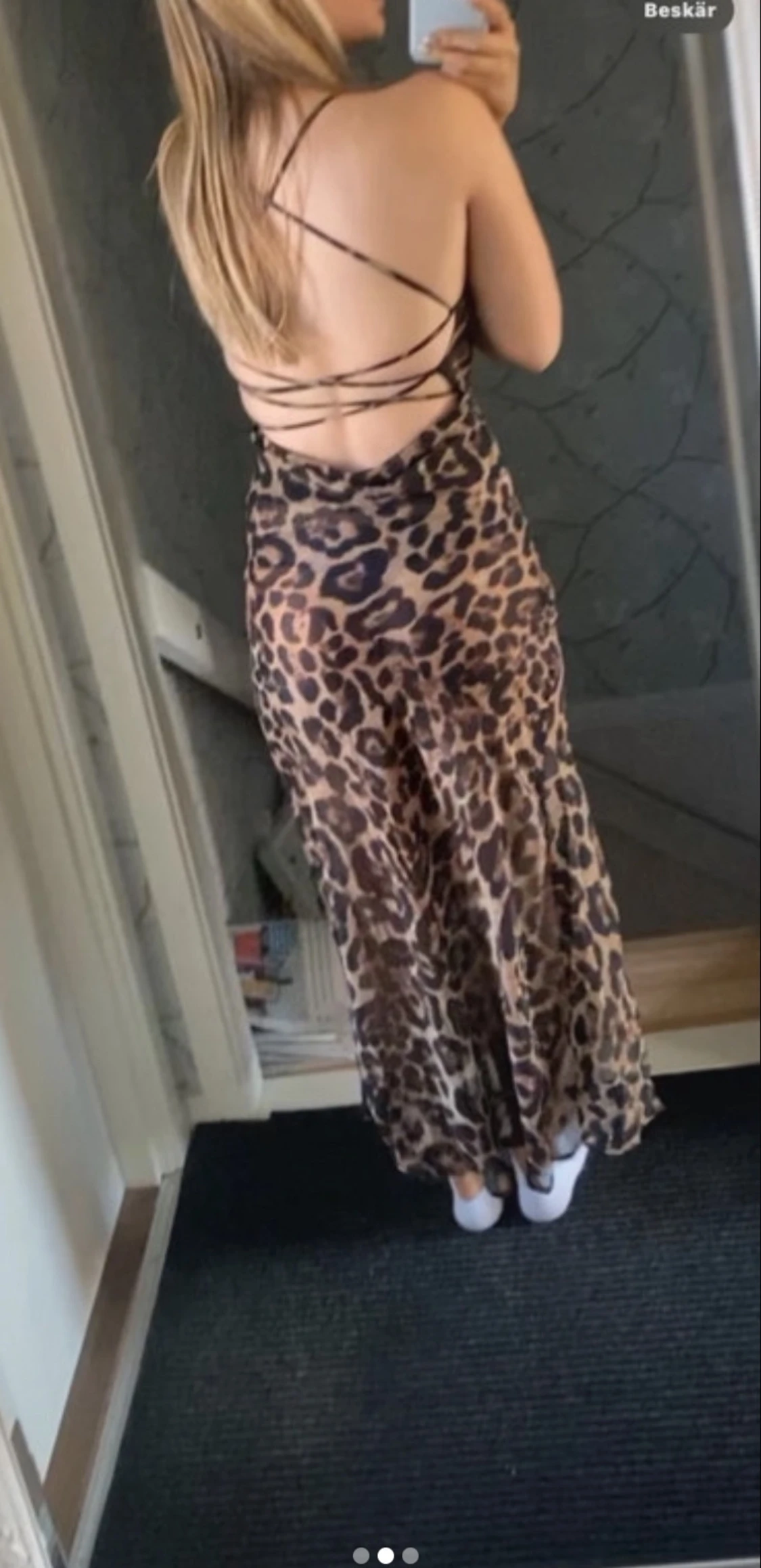 Leopardmönstrad långklänning med slits