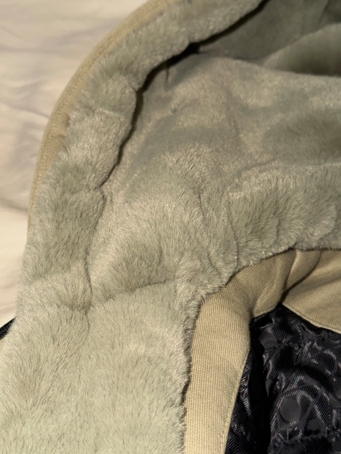 Beige hoodiejacka från Moose Knuckles - 2