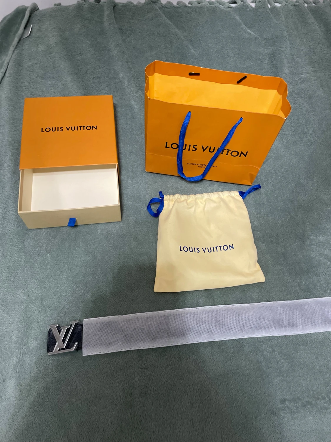 Iv bälte med rutigt mönster - 1