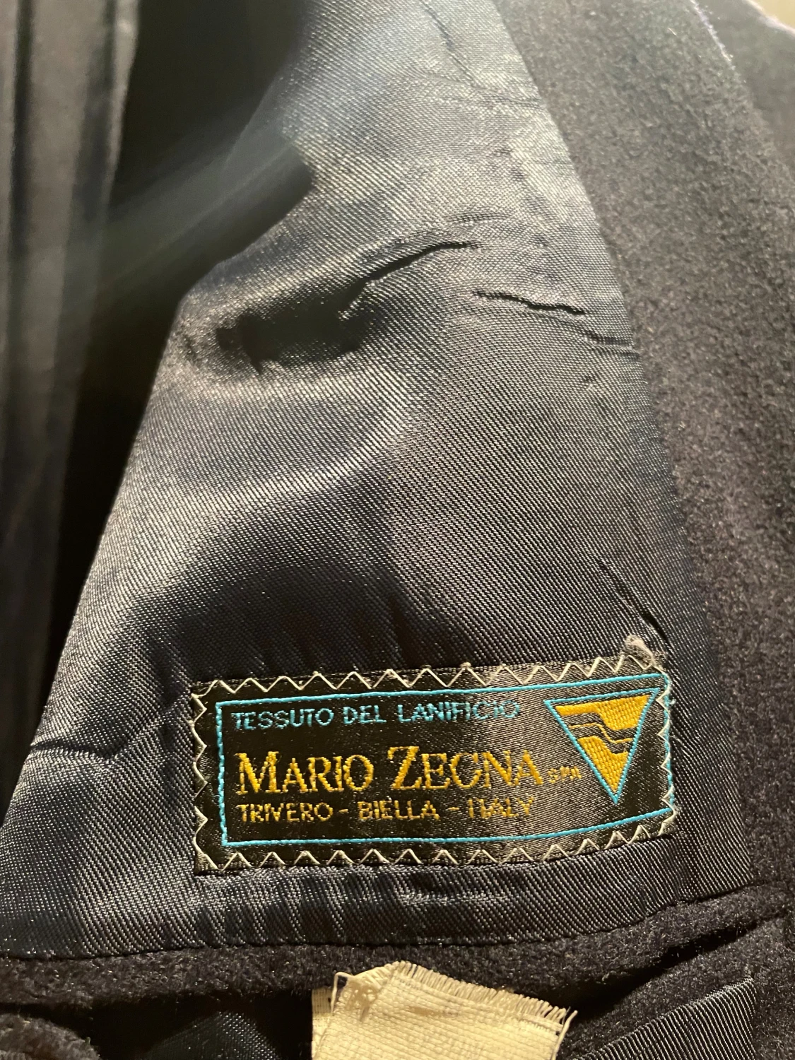 Svart rock från Mario Zegna - 3