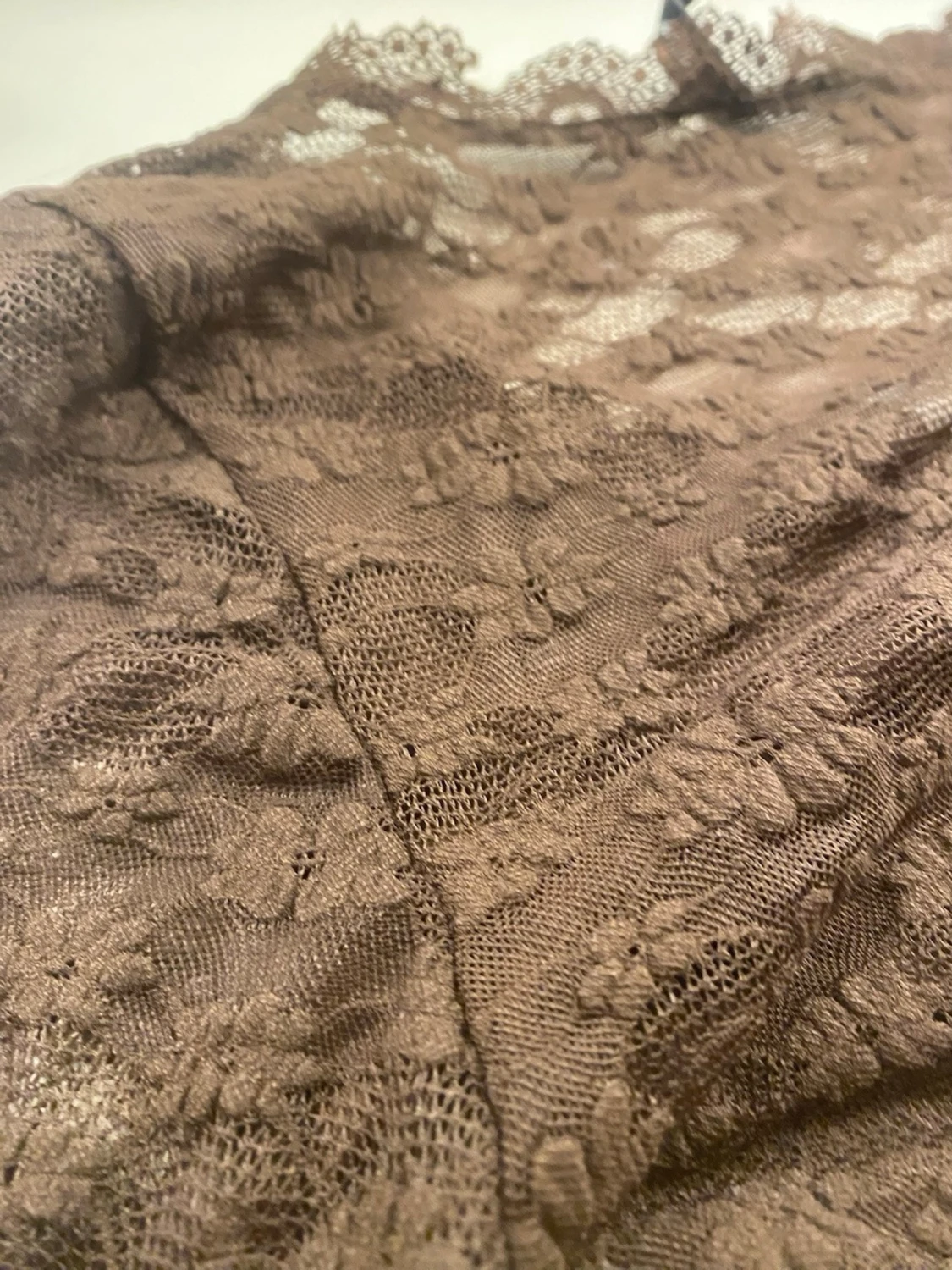 Brun spetsblus med snörning - 2