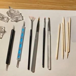 Nagelverktyg - Rengjorda. Alla ingår. 