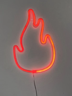 Neon lampa eld - Neon lampa med adapter eller batteri