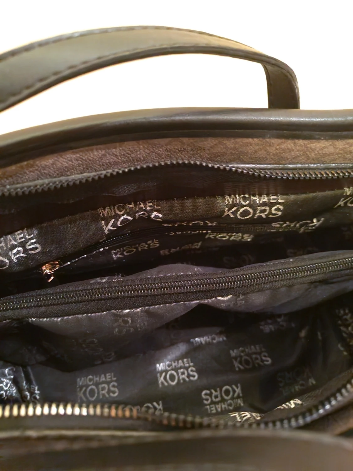 Brun handväska från Michael Kors - 2