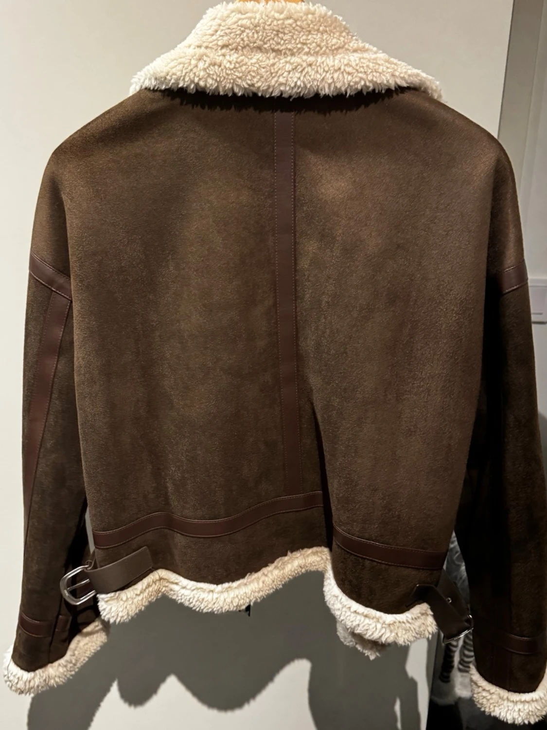 Brun teddyjacka med fuskpäls - 1