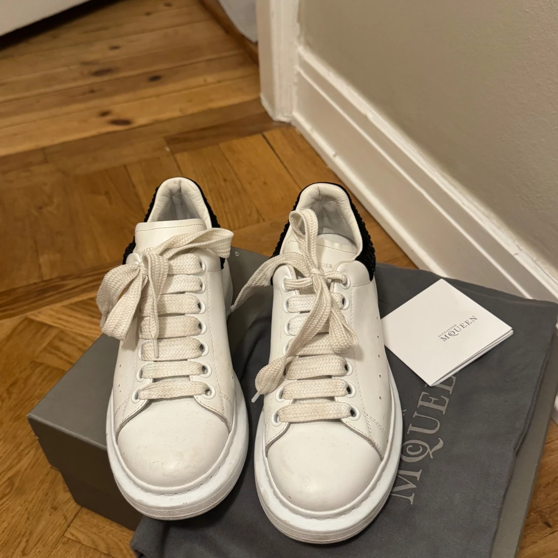 Alexander McQueen vita sneakers 38,5 - 1
