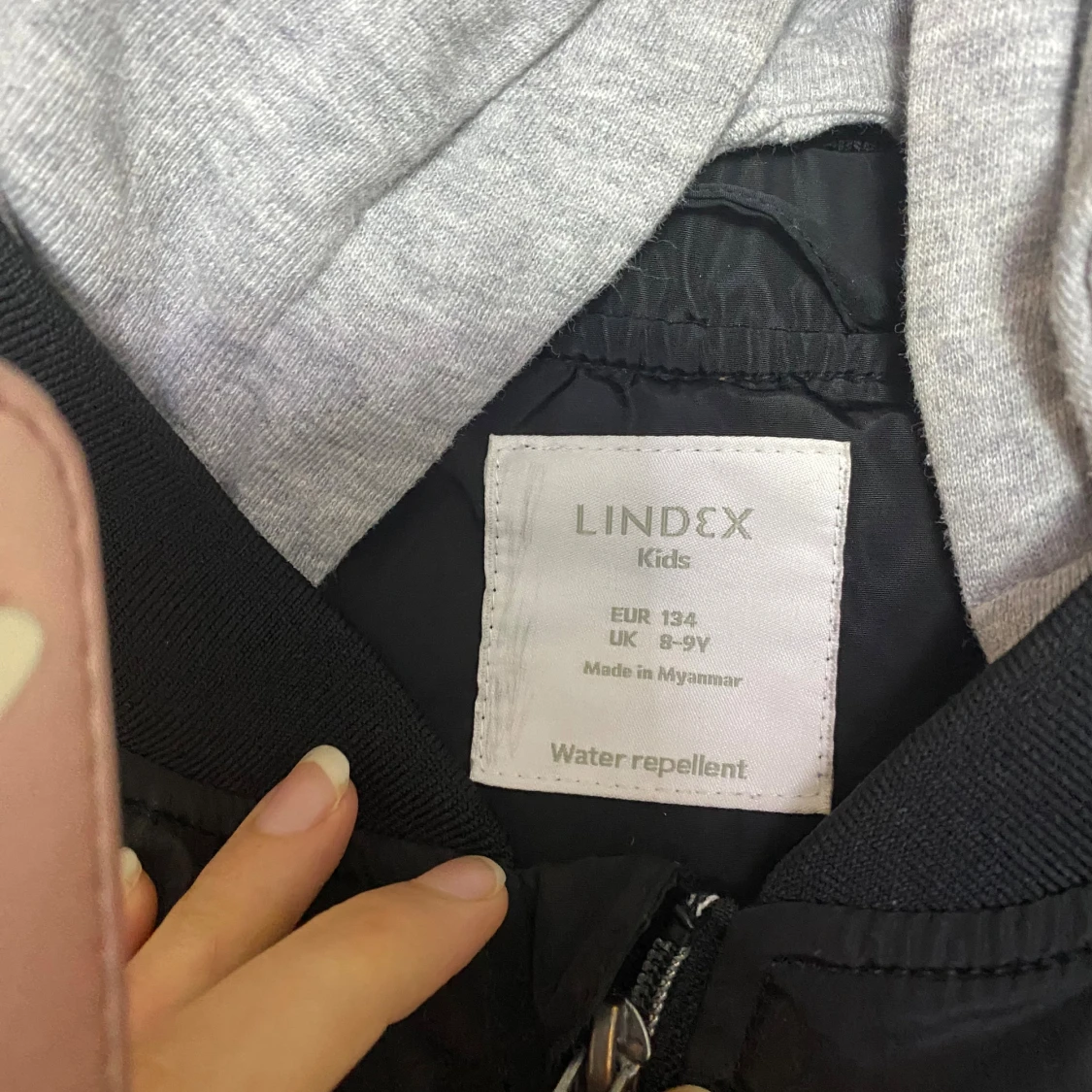 Svart bomberjacka från Lindex Kids - 1