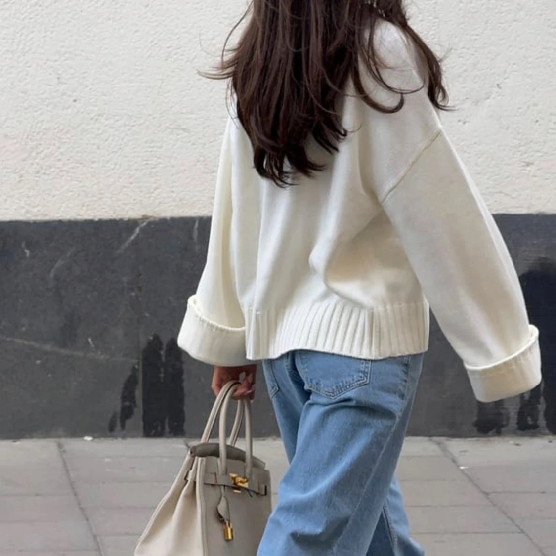 Vit oversized stickad tröja