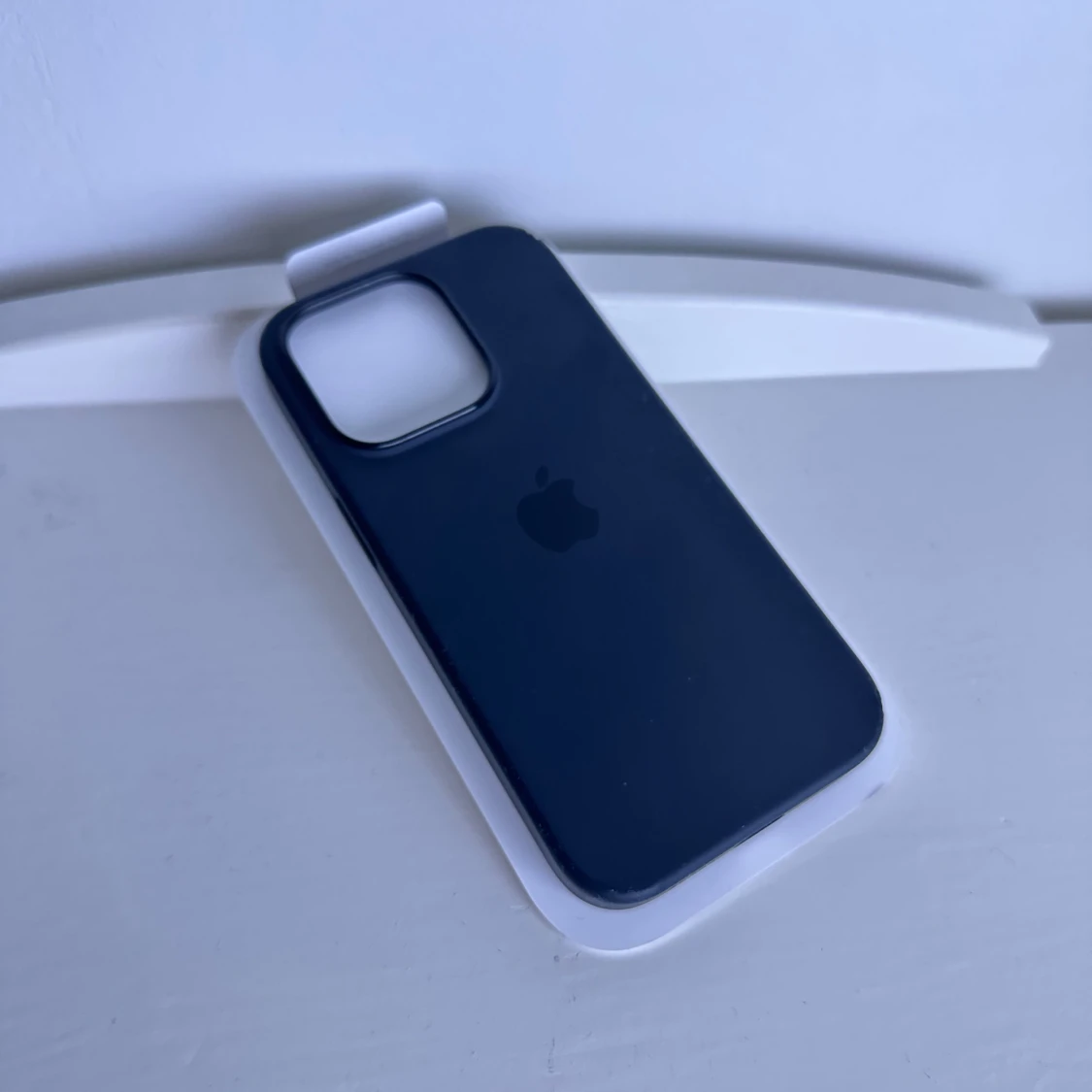 iPhone 14 Pro Silicone Case MagSafe - 1