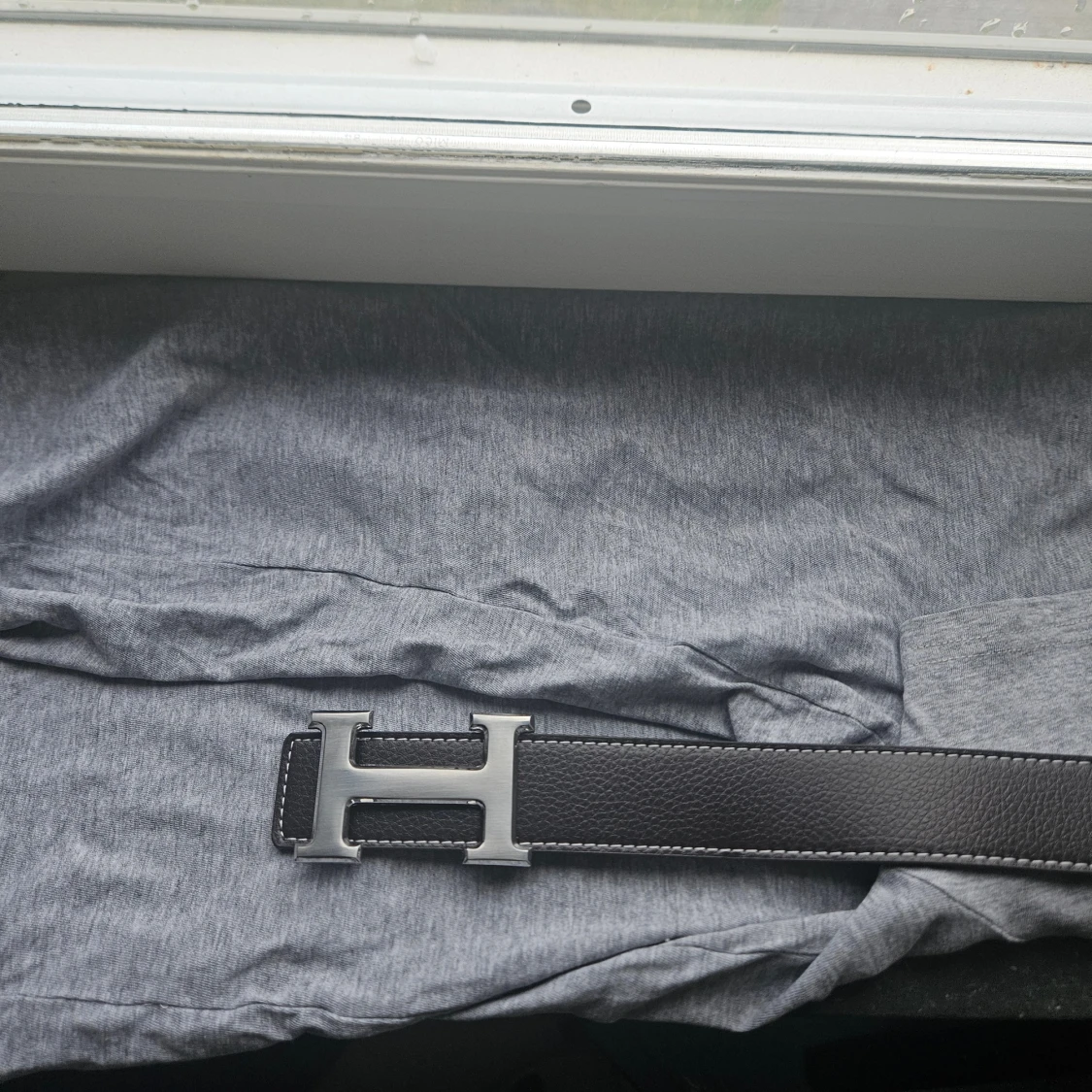 Fint bälte med H