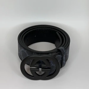 G bälte mörkblå - Helt nya bälten hos oss, kommer bra packat och helt inplastad till dig!