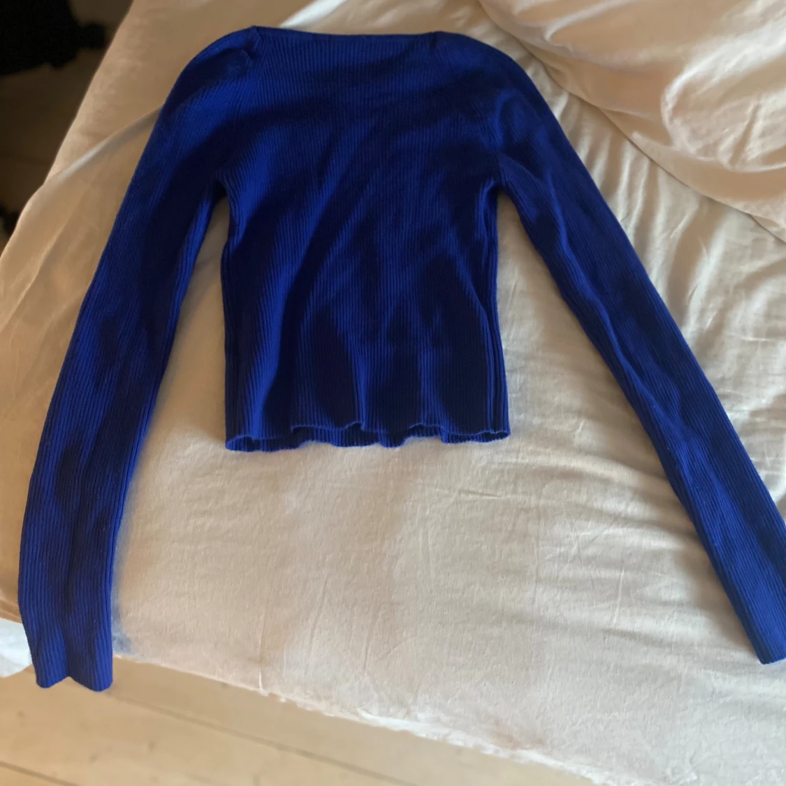 Kornblå ribbad långärmad topp - 1