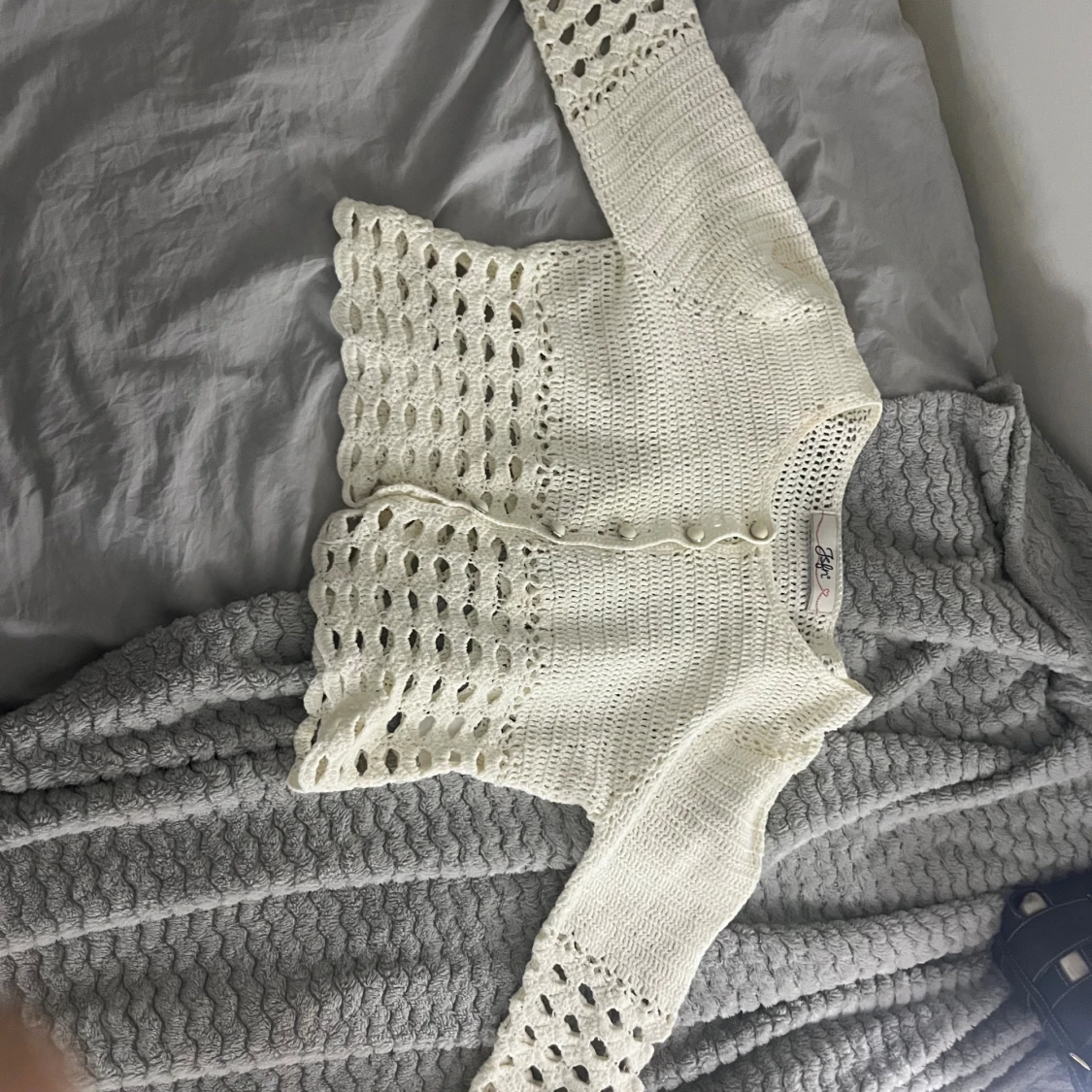 Vit virkad blus från J&J - 3