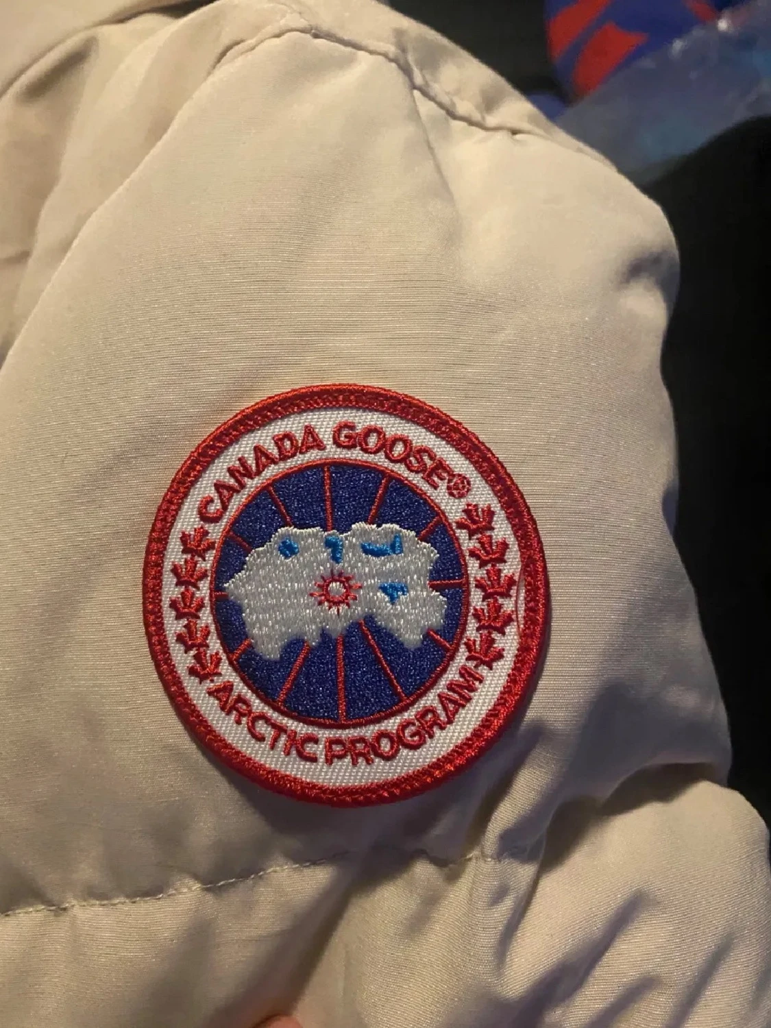 Beige dunjacka från Canada Goose - 3