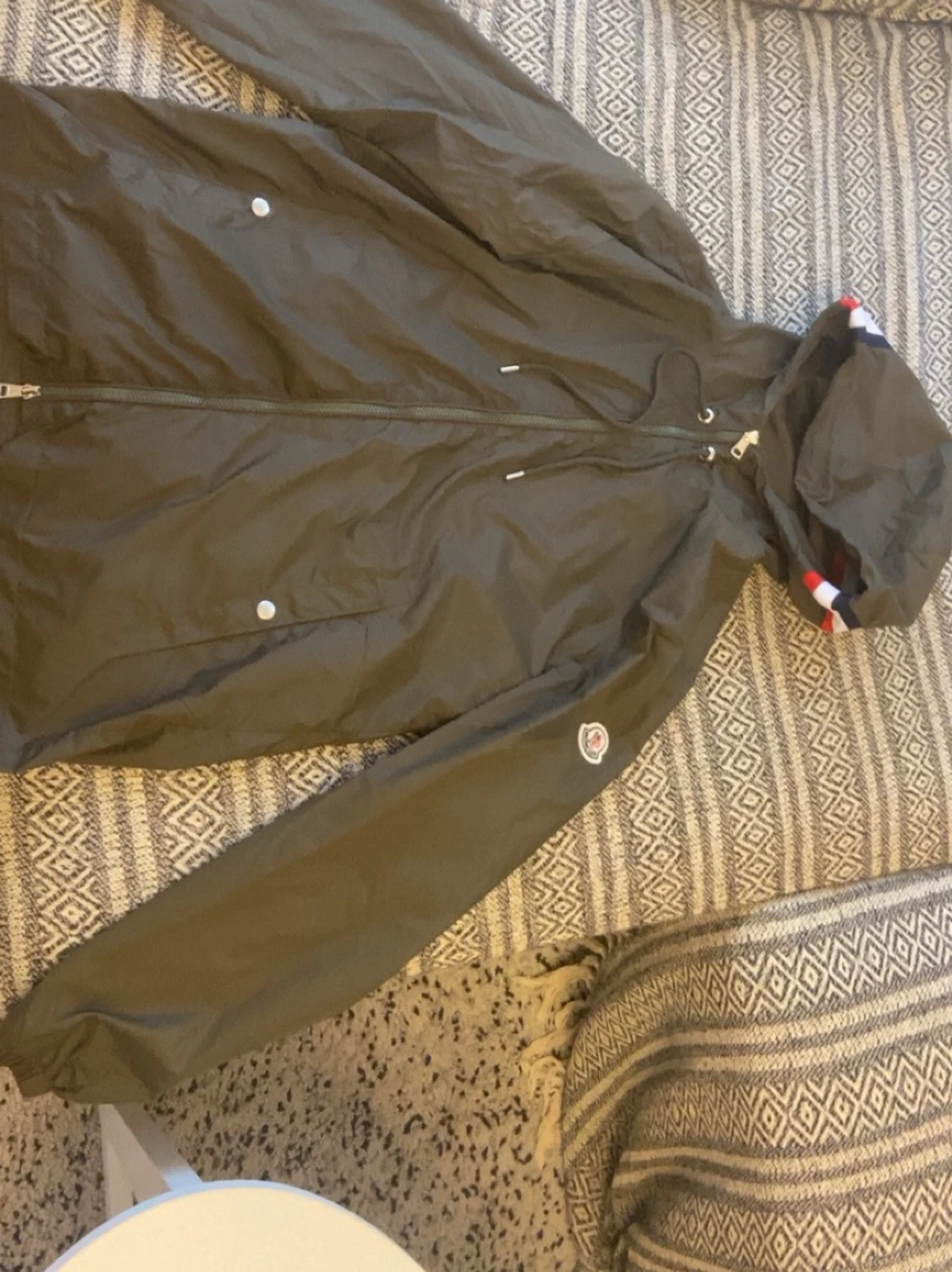 Grön Moncler vindjacka med huva