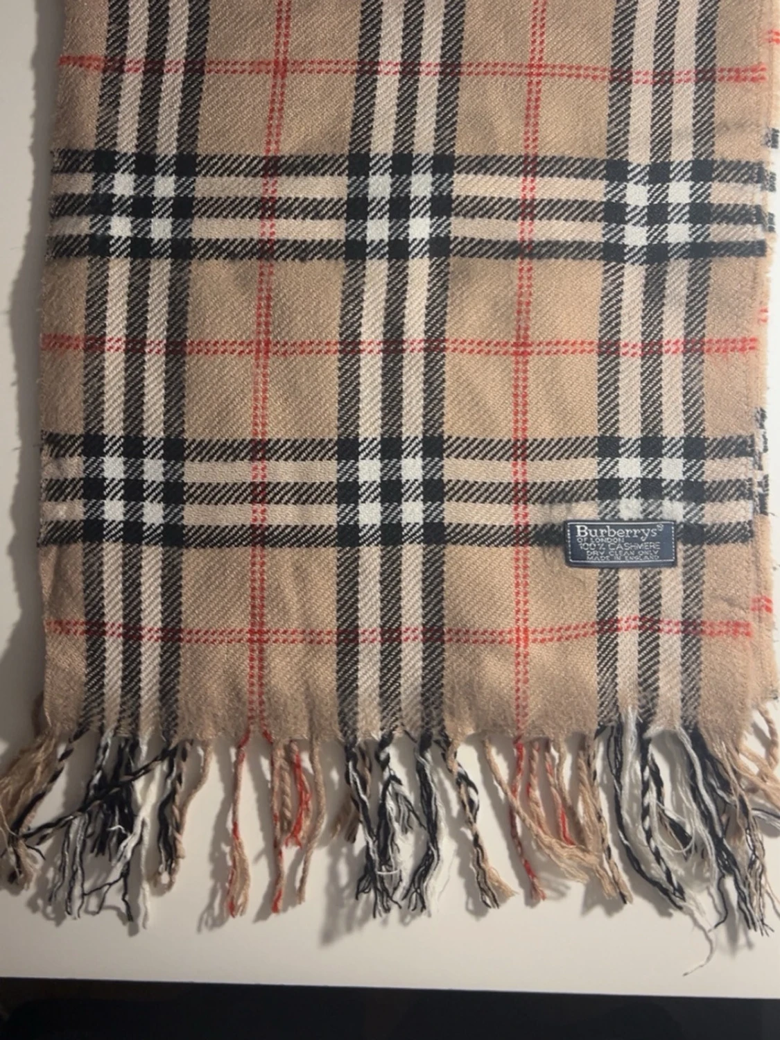 Beige rutig halsduk från Burberrys - 1