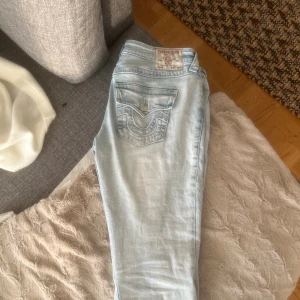 True religion jeans  - Superfina true religion jeans, använda nån gång. Men inte mycket🤗