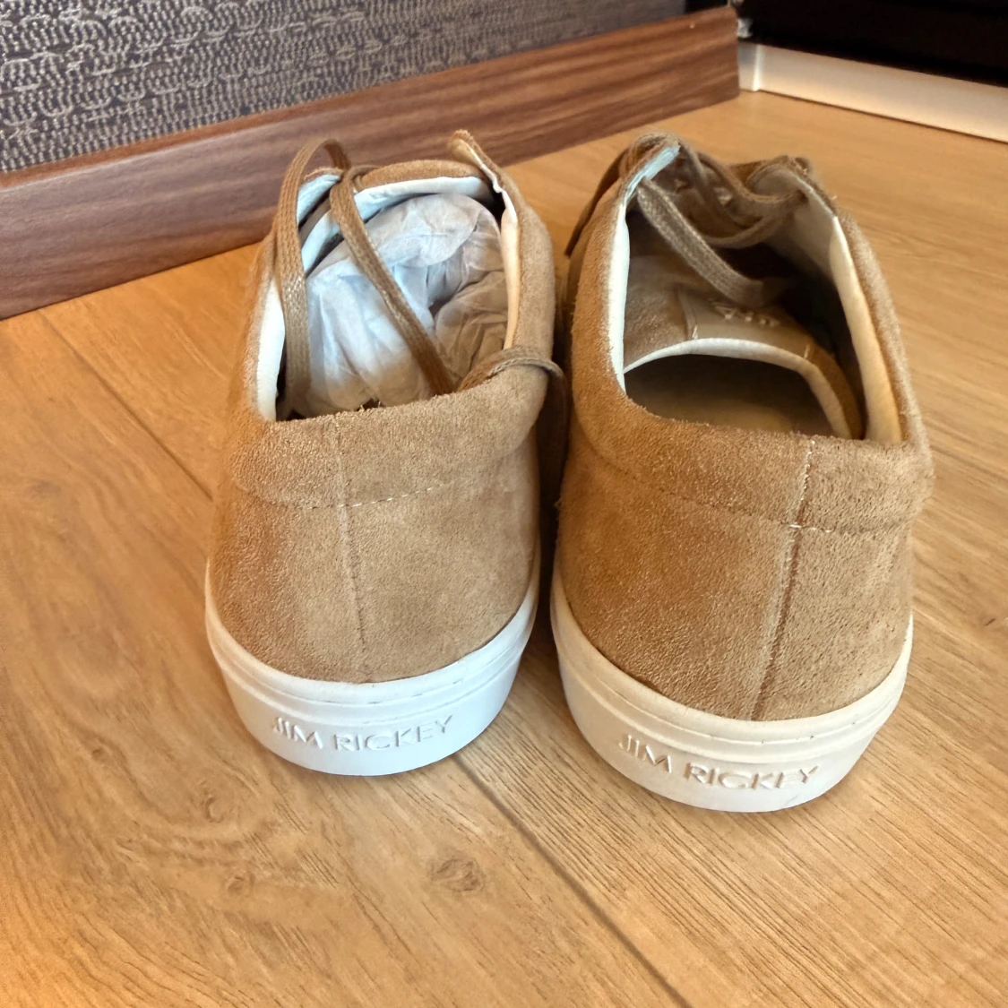 Taupe mockasneakers från Jim Rickey - 1