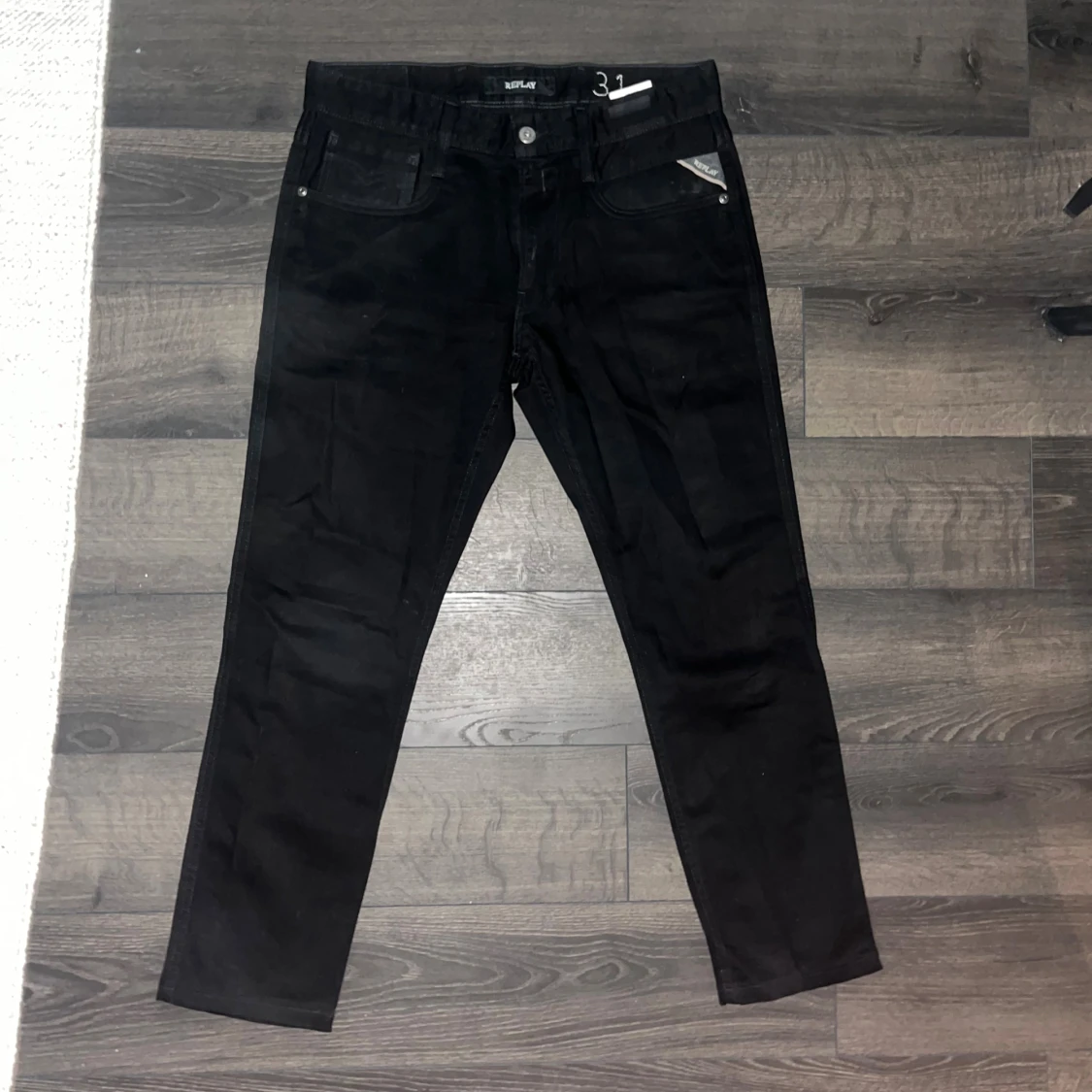 Svarta Replay Anbass jeans - 1