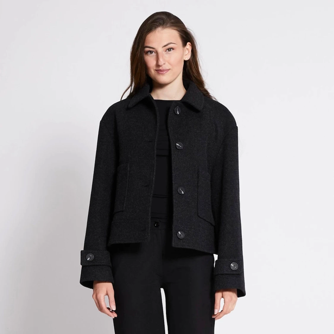 Mörkgrå kappa lager157 S