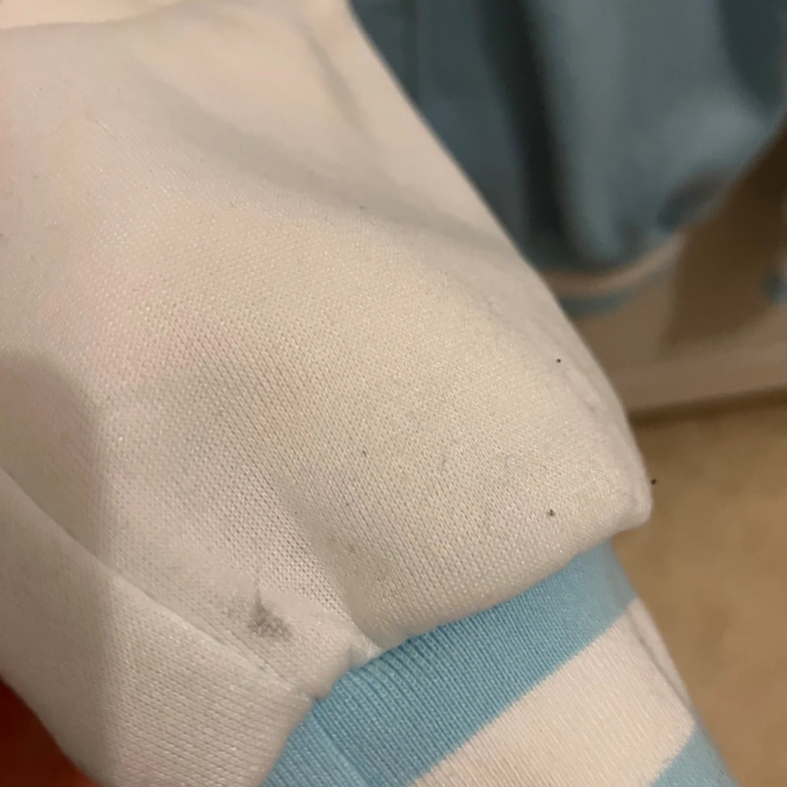 Blå och vit bomberjacka från SHEIN - 1