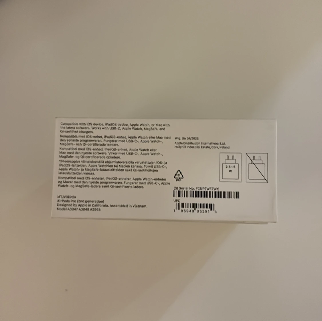 AirPods Pro (2nd generation) with MagSafe Charging Case - 3