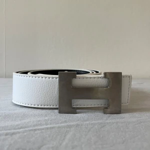 H bälte - Pris diskuteras inte