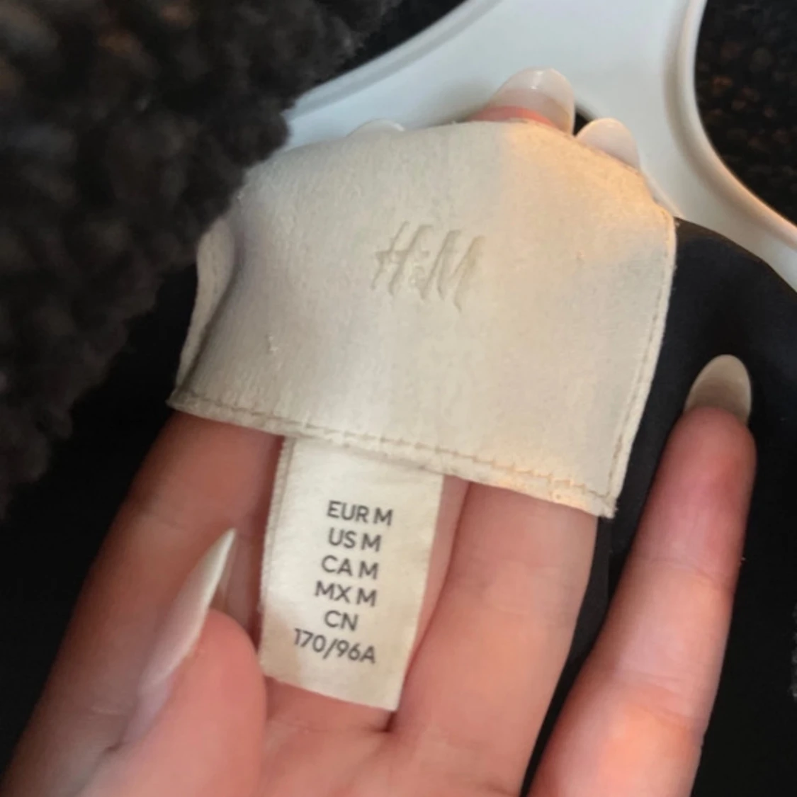 Svart teddyjacka från H&M, stl M - 2