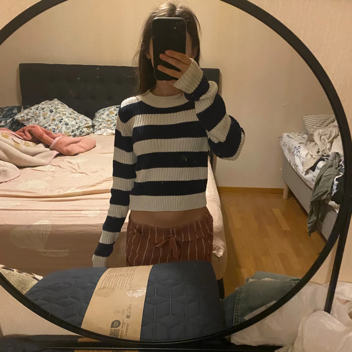 Randig stickad tröja