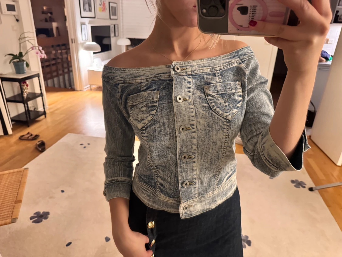 Super snygg offshoulder topp i jeans! - 1