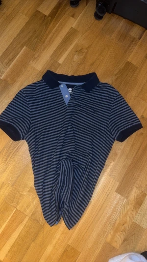 pikétröja Timberland - Tvär fet timberland piké