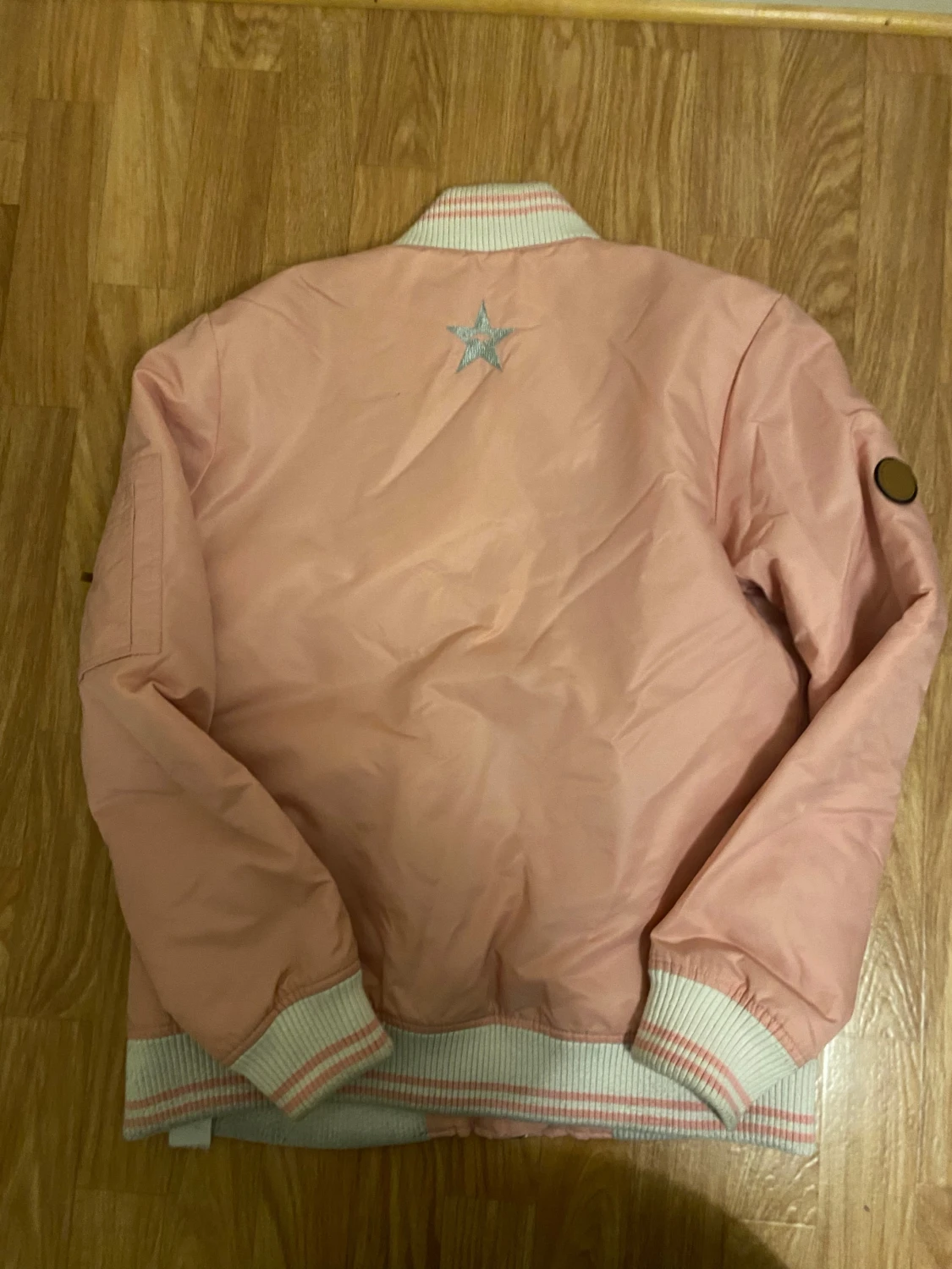 Rosa bomberjacka  - 3