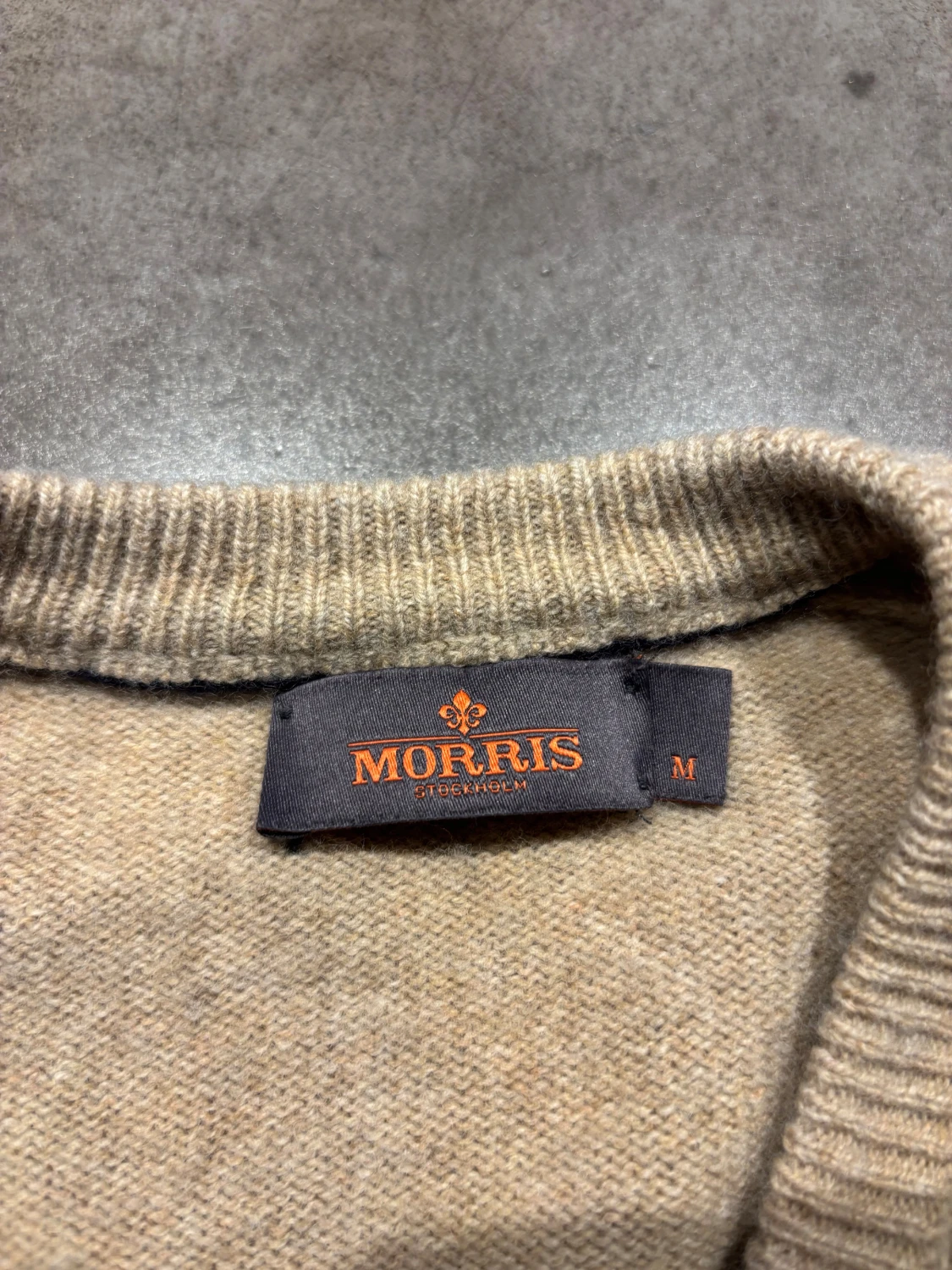 Morris V-Neck Tröja - 1