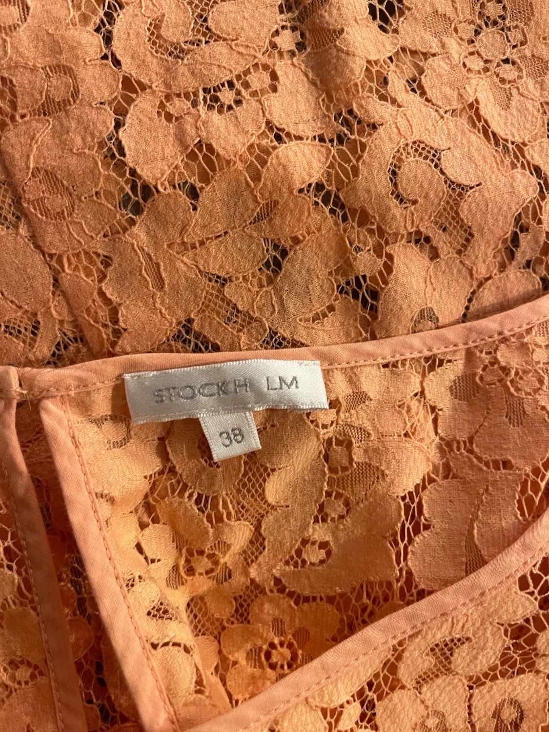 Orange spetsklänning från Stockh LM - 3