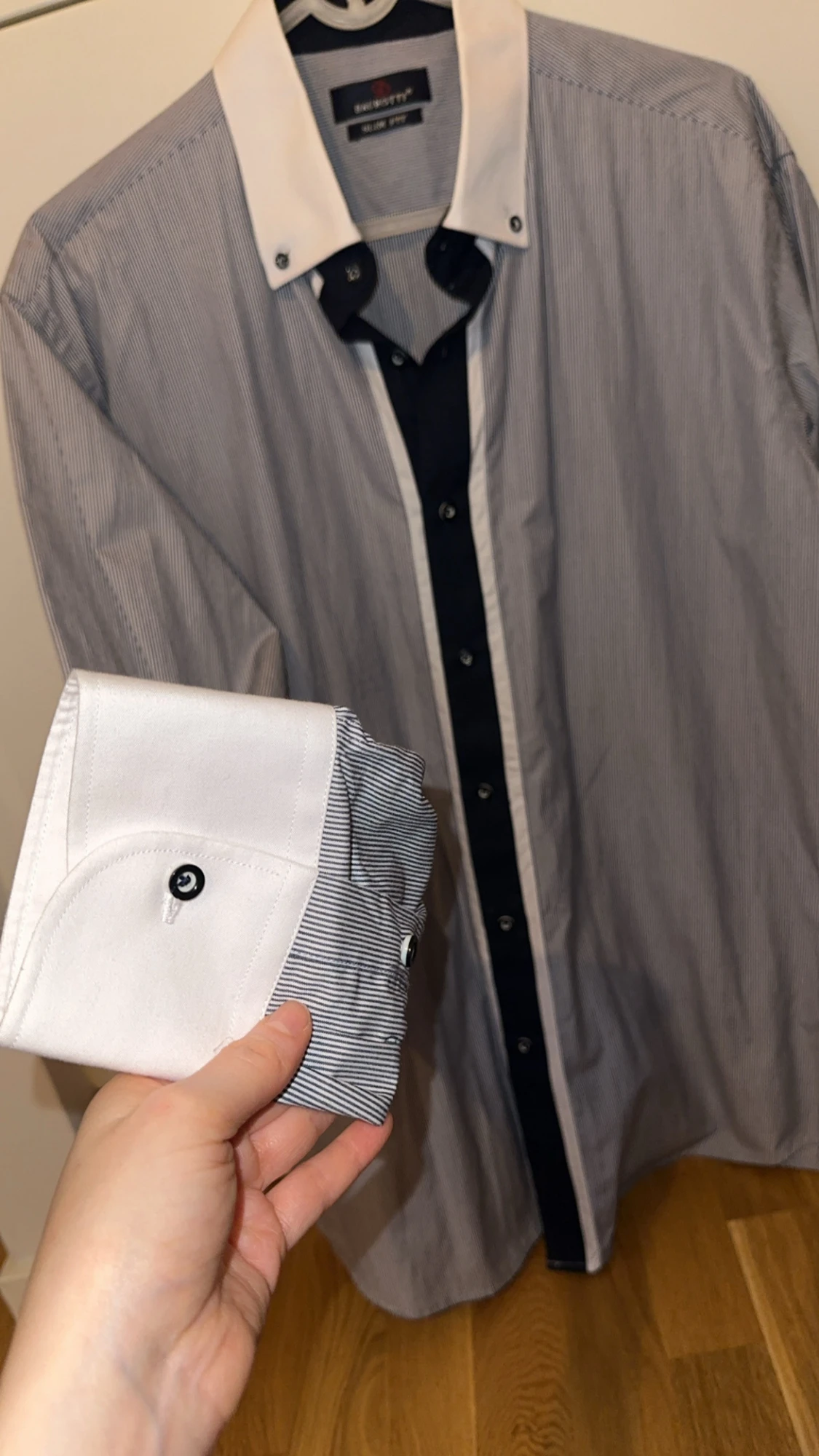 Snygg /Randig skjorta från Baurotti slim fit - i bra skick! - 2