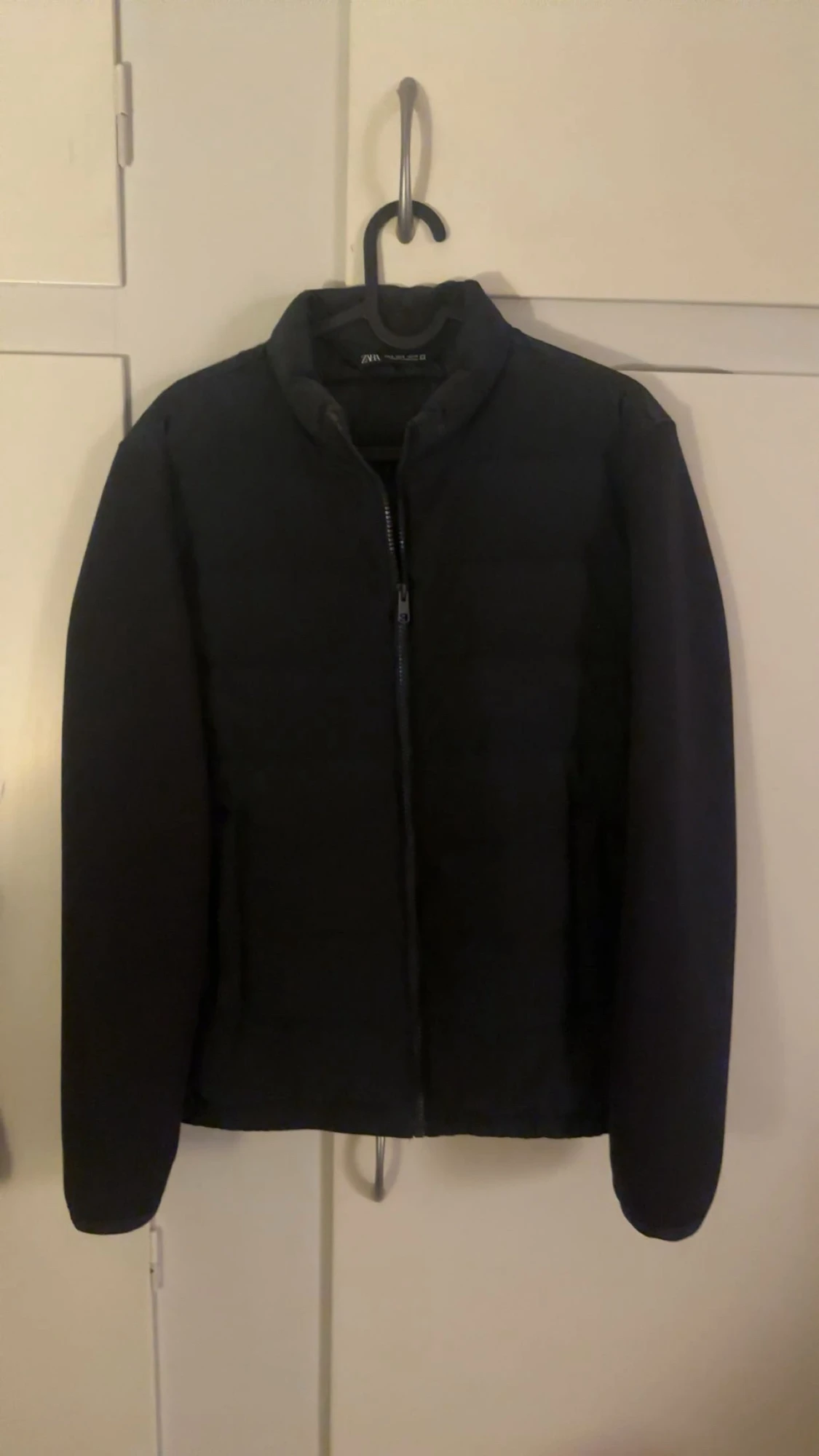 Svart pufferjacka från Zara