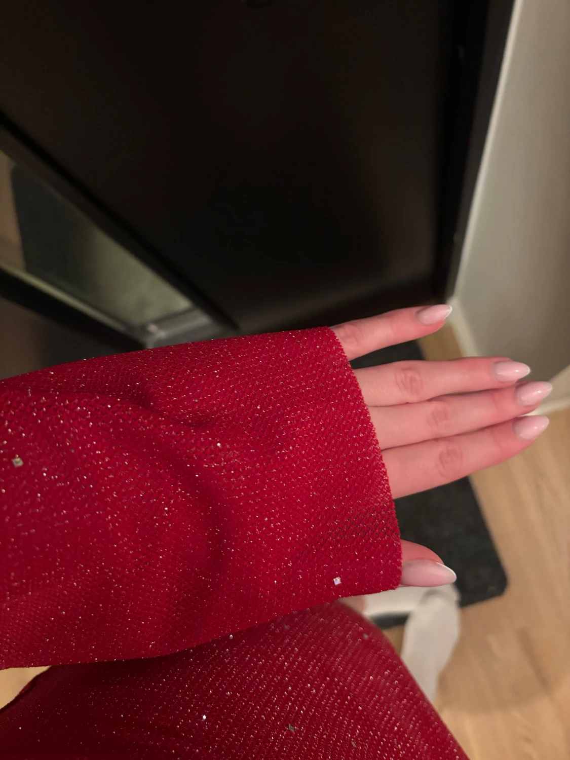 glittrig klänning  - 6