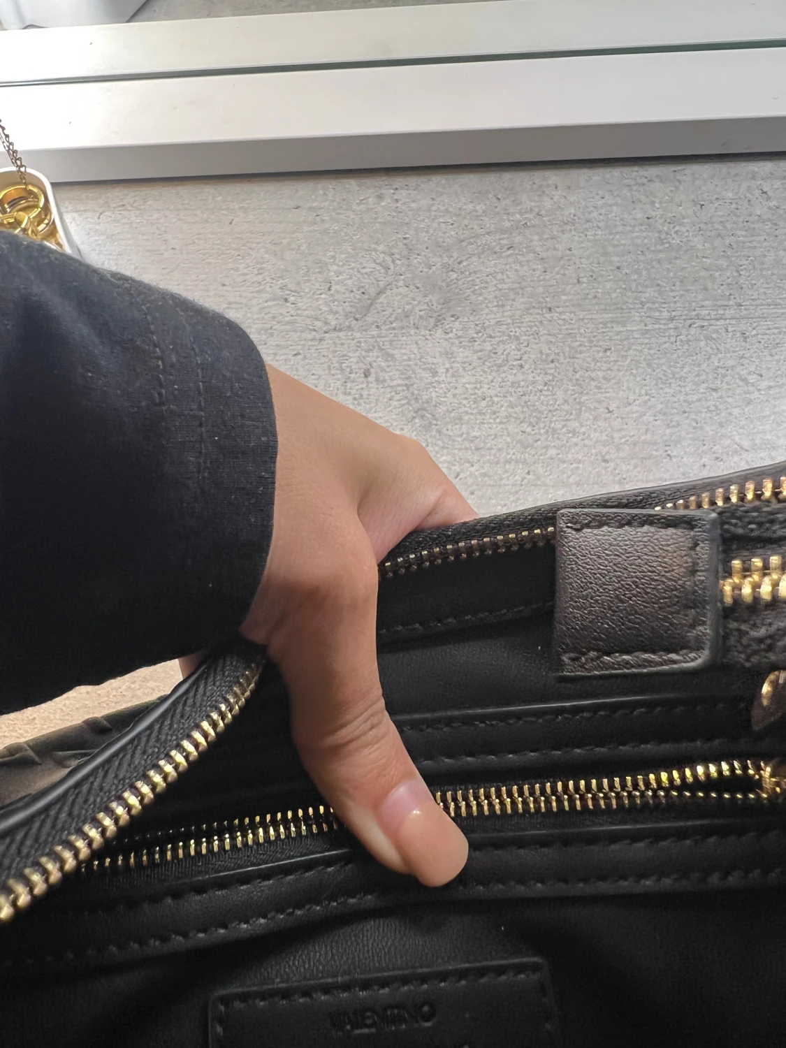 Svart axelväska från Valentino - 2