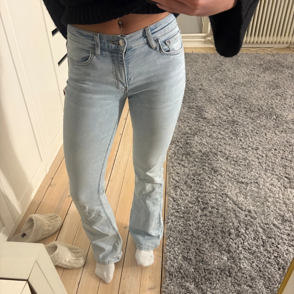 Ljusblå bootcut jeans - 2