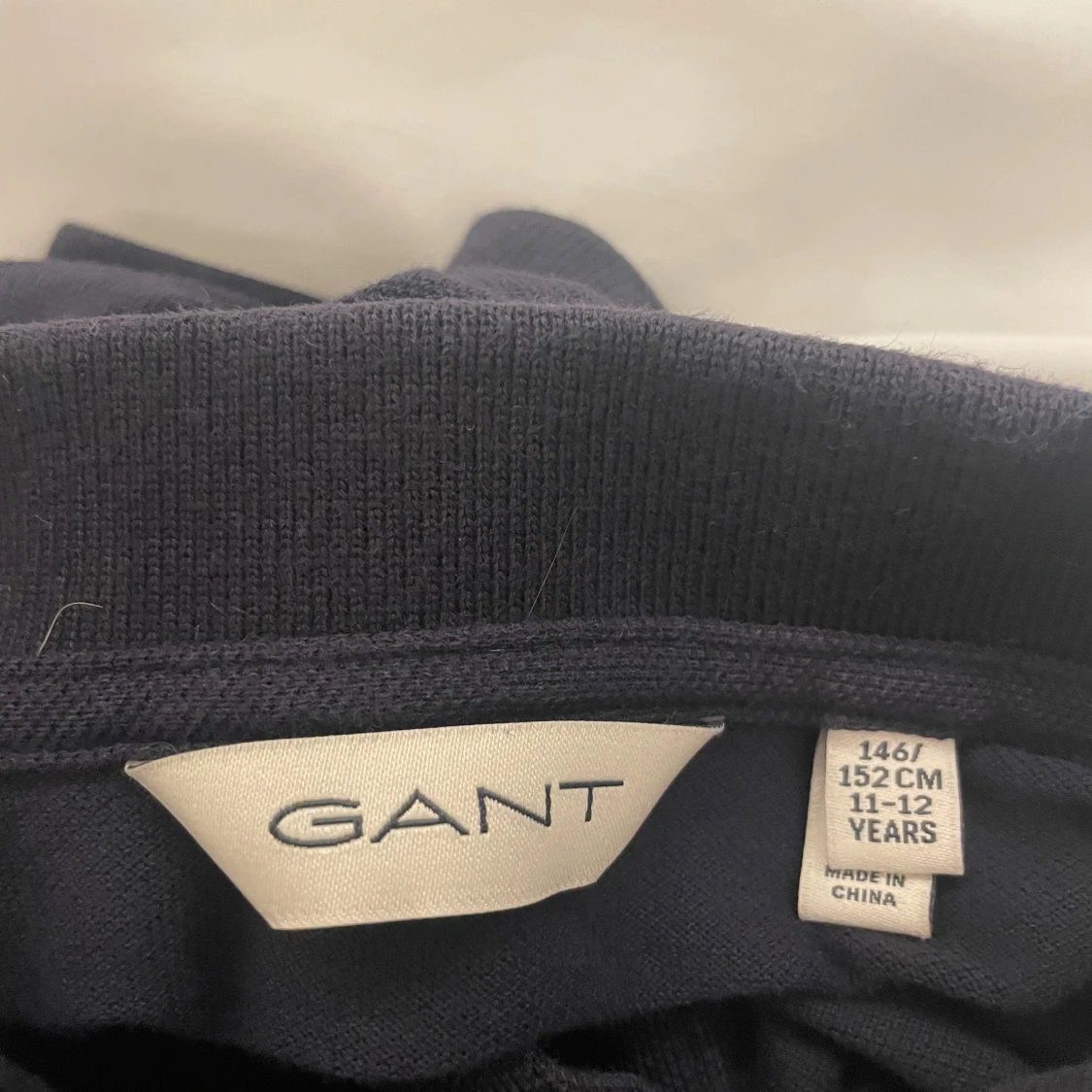 Svart pikétröja från GANT - 2