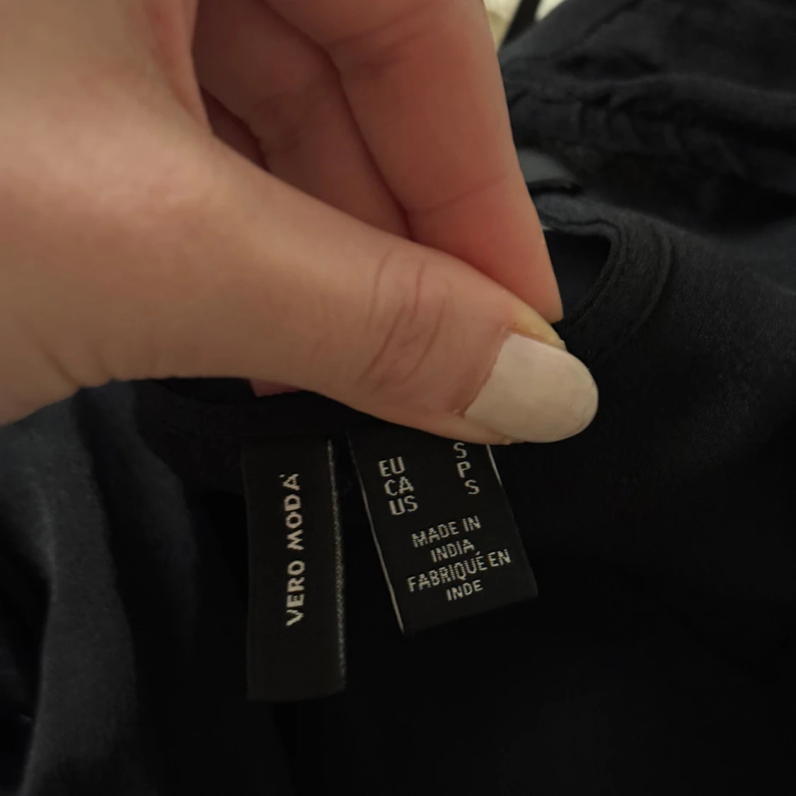 Svart kort klänning från Vero Moda - 2